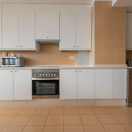 Vista Al Mar 圭马尔港