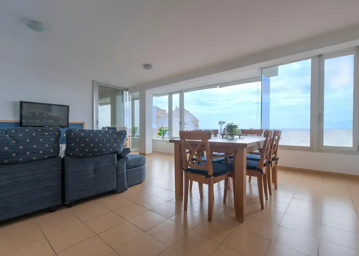 Vista Al Mar Апартаменты Пуэртито-де-Гуимар